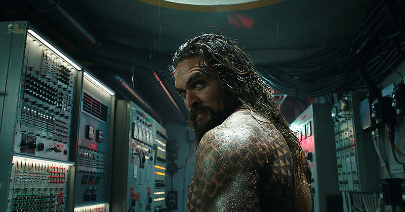 Phân đoạn Aquaman xuất hiện lần đầu