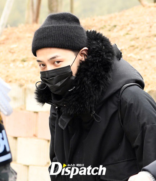 Hết Seungri dính cáo buộc môi giới mại dâm, lại đến G-Dragon bị Dispatch bóc phốt - Ảnh 1. Hết Seungri dính cáo buộc môi giới mại dâm, lại đến G-Dragon bị Dispatch bóc phốt - Ảnh 1.