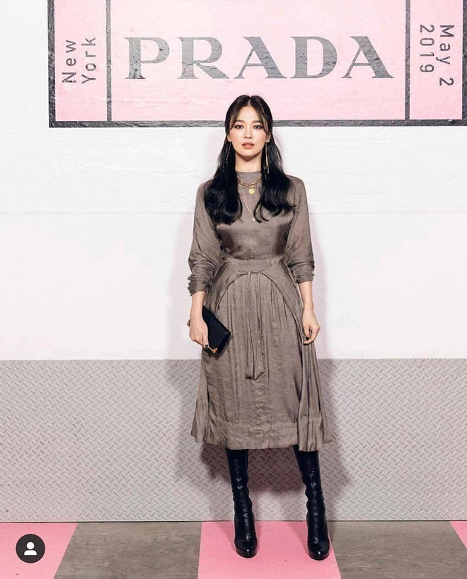 Song Hye Kyo khoe nhan sac o tuoi U40 giua vu ly hon on ao hinh anh 2