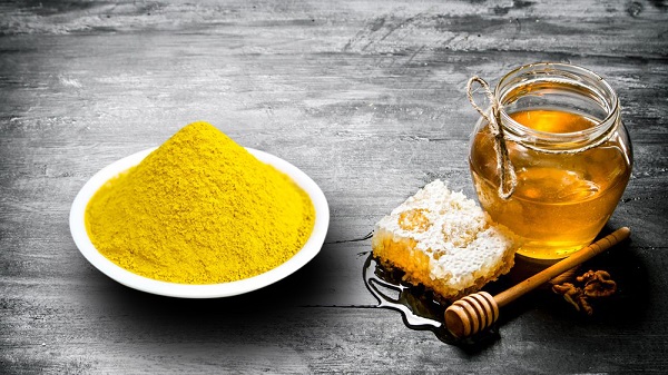Cách làm mặt nạ tinh bột nghệ mật ong đắp mặt dưỡng da cực tốt